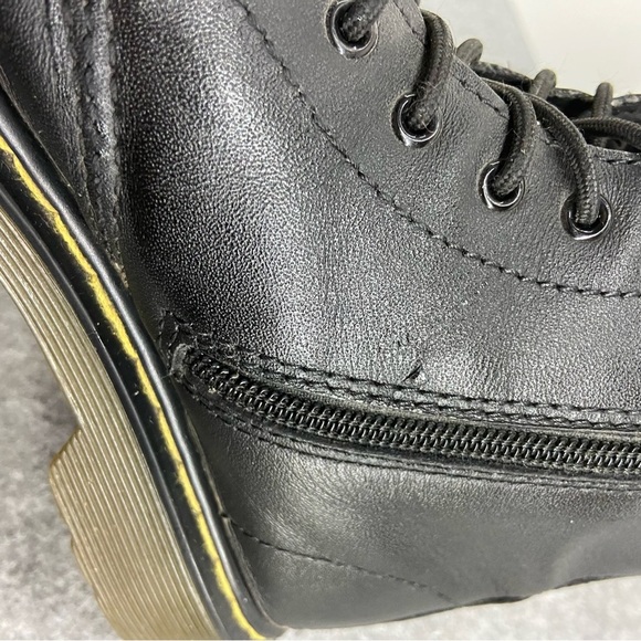 Dr. Martens Delaney Junior Size 5 Lace Up Black Leather Combat Ankle Boot - Picture 10 of 15